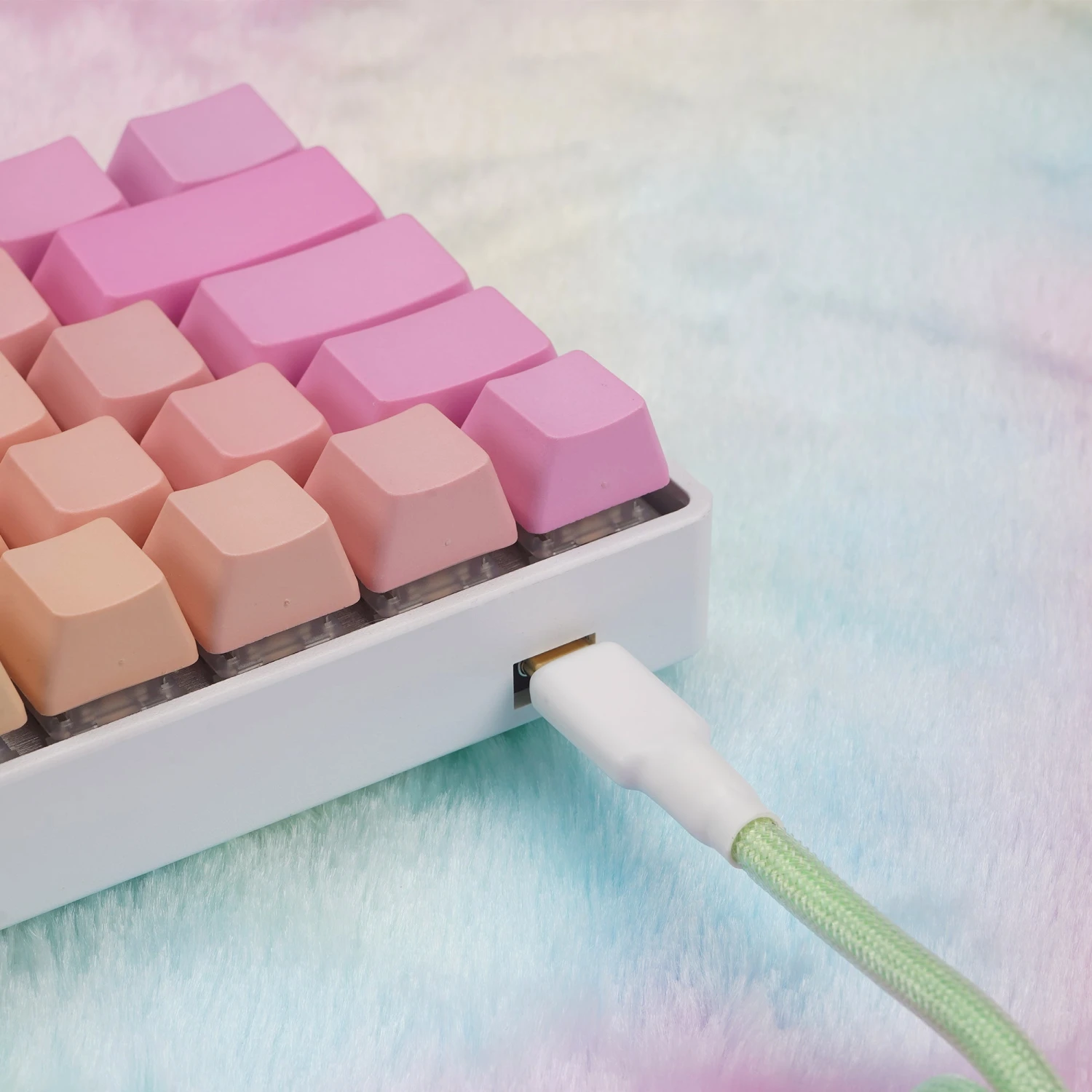 KBDfans Custom Keyboard KBDfans Colorful Handmade Custom Mechanical Keyboard USB-C Cable 7 KBDfans Custom Keyboard KBDfans Colorful Handmade Custom Mechanical Keyboard USB-C Cable - Image 7
