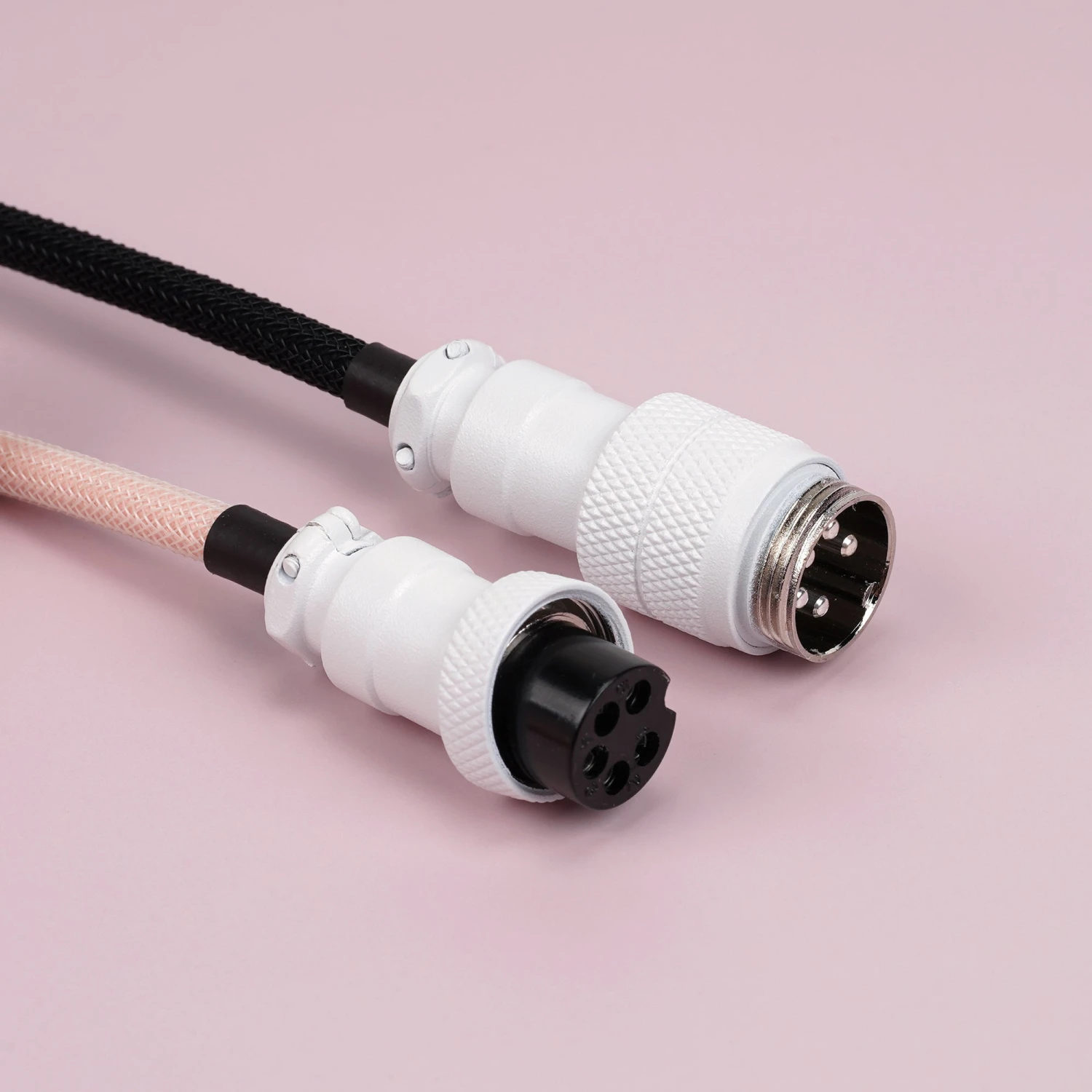 KBDfans Custom Keyboard KBDfans Pink&Black Handmade Custom Mechanical Keyboard USB-C Cable 5 KBDfans Custom Keyboard KBDfans Pink&Black Handmade Custom Mechanical Keyboard USB-C Cable - Image 5