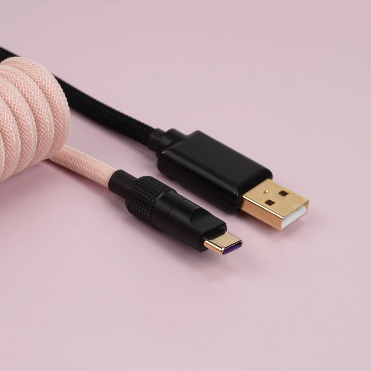 KBDfans Custom Keyboard KBDfans Pink&Black Handmade Custom Mechanical Keyboard USB-C Cable 6 KBDfans Custom Keyboard KBDfans Pink&Black Handmade Custom Mechanical Keyboard USB-C Cable - Image 6