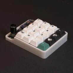 Dumbpad V2 5 Dumbpad V2 -TechCore Sales Store DSC03041 122ea1d1 b5b1 42d8 8b03 c863d6830b51