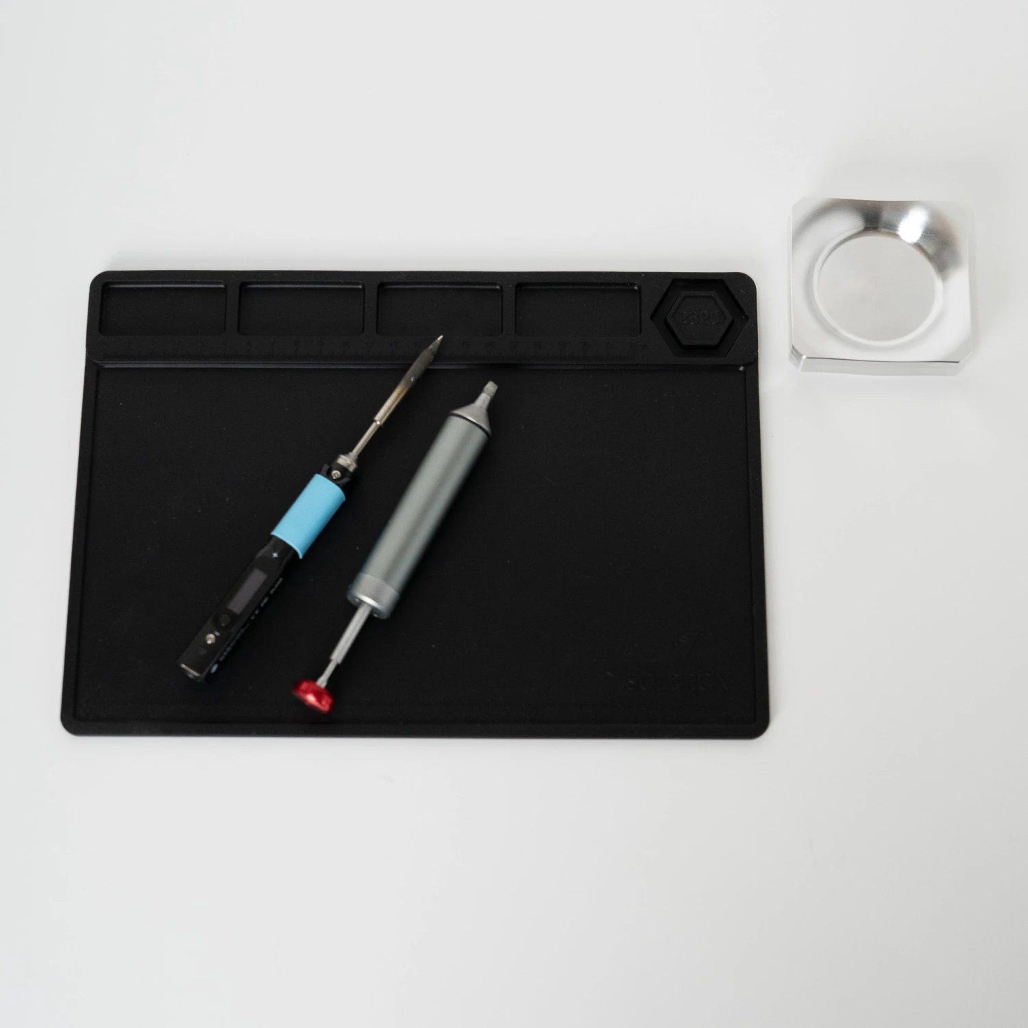 Silicone Electronic Work Mat 2 Silicone Electronic Work Mat - Image 2